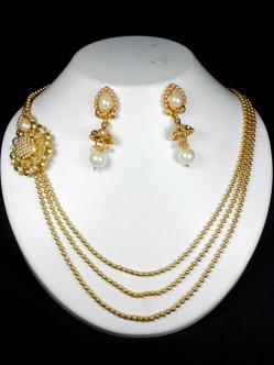 Exclusive Polki Set